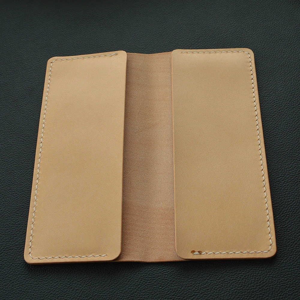 Ručně šitý kožený obal na diář formátu 77 x 178 mm