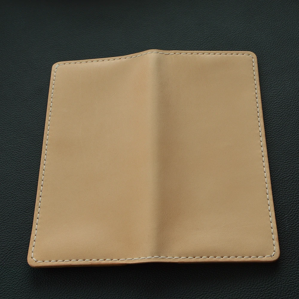 Ručně šitý kožený obal na diář formátu 77 x 178 mm