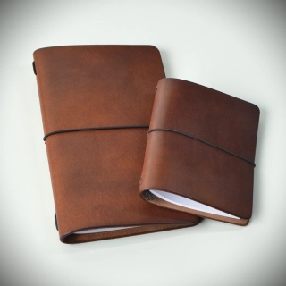 Cestovatelský klasický zápisník Traveler´s notebook hnědý (dub)